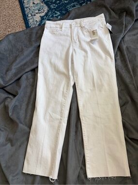 Good American Good Legs Straight Raw Item Jeans White NWT 10/30 Petite